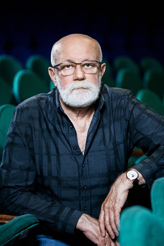 Фесько в мастерской